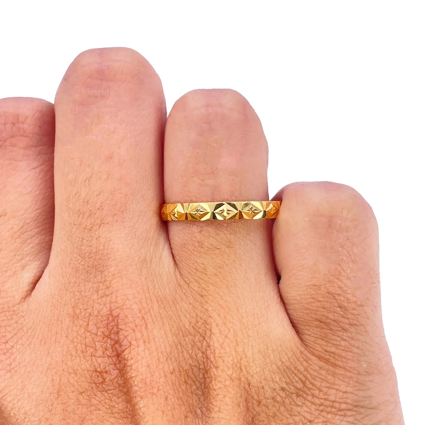 22ct Yellow Gold Diamond-Cut High-Polish Band Ring, 2.5mm Width Gold Bands
