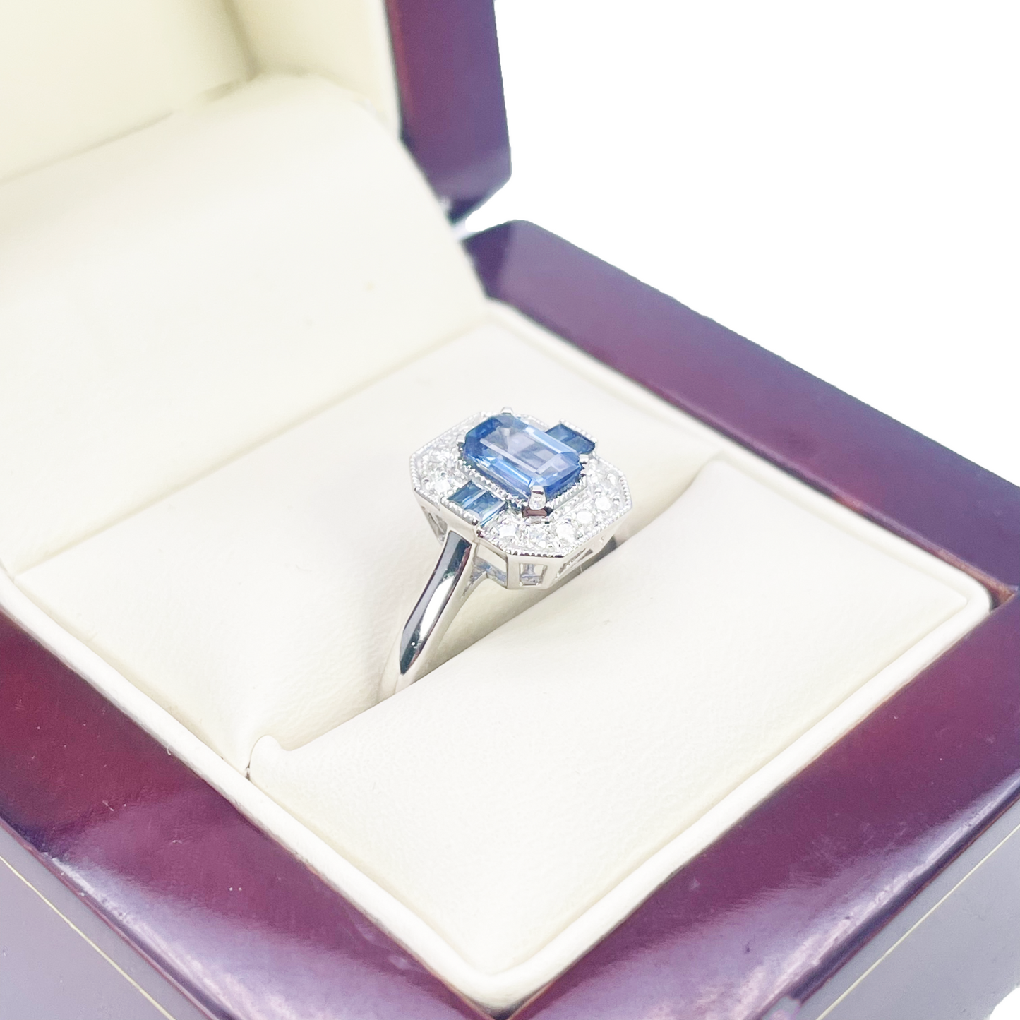 18ct Gold Natural Sapphire Diamond Halo Ring Round & Emerald Cut 1.00ct