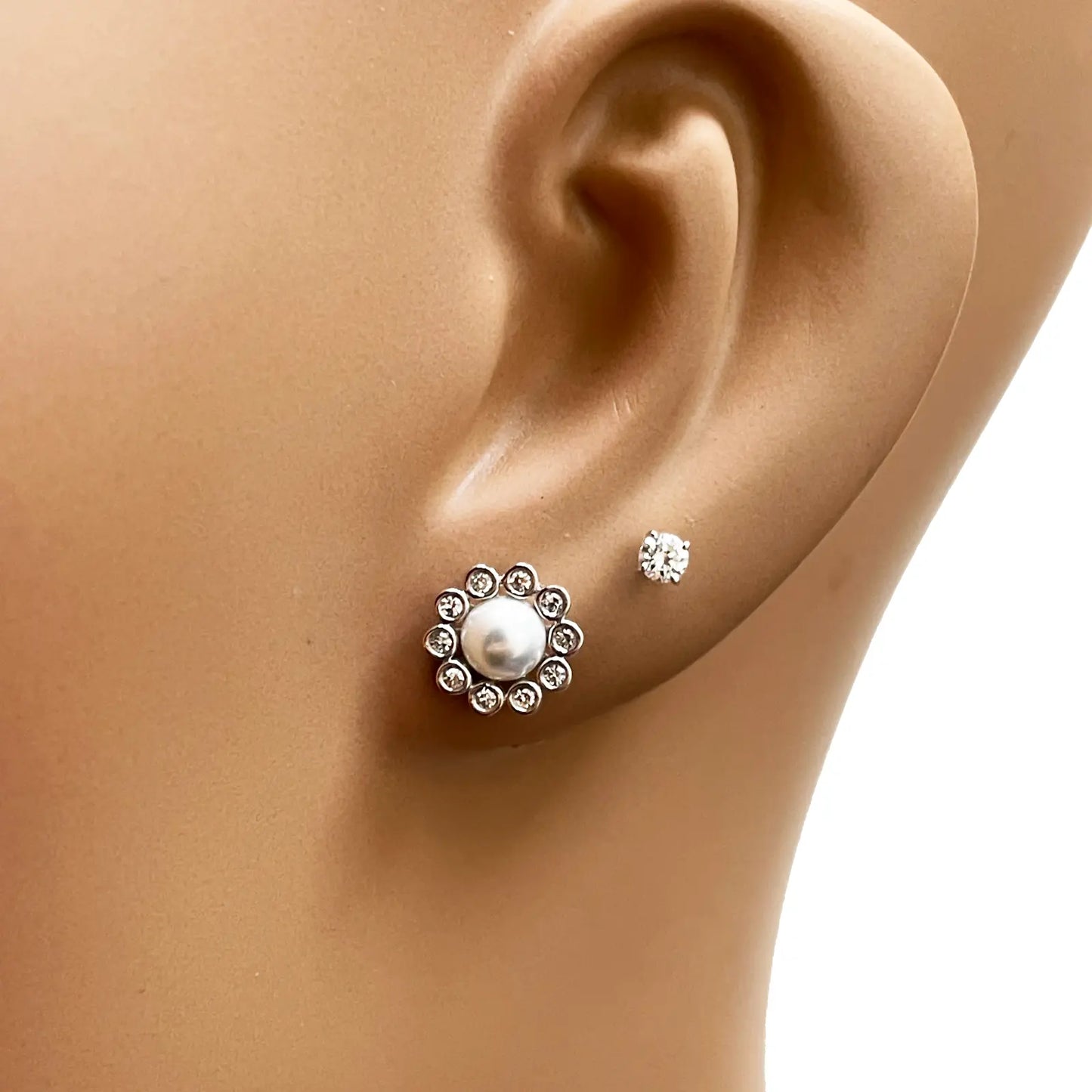18ct White Gold Diamond & Freshwater Pearls Floral Necklace/Earrings Set 2.73ct 