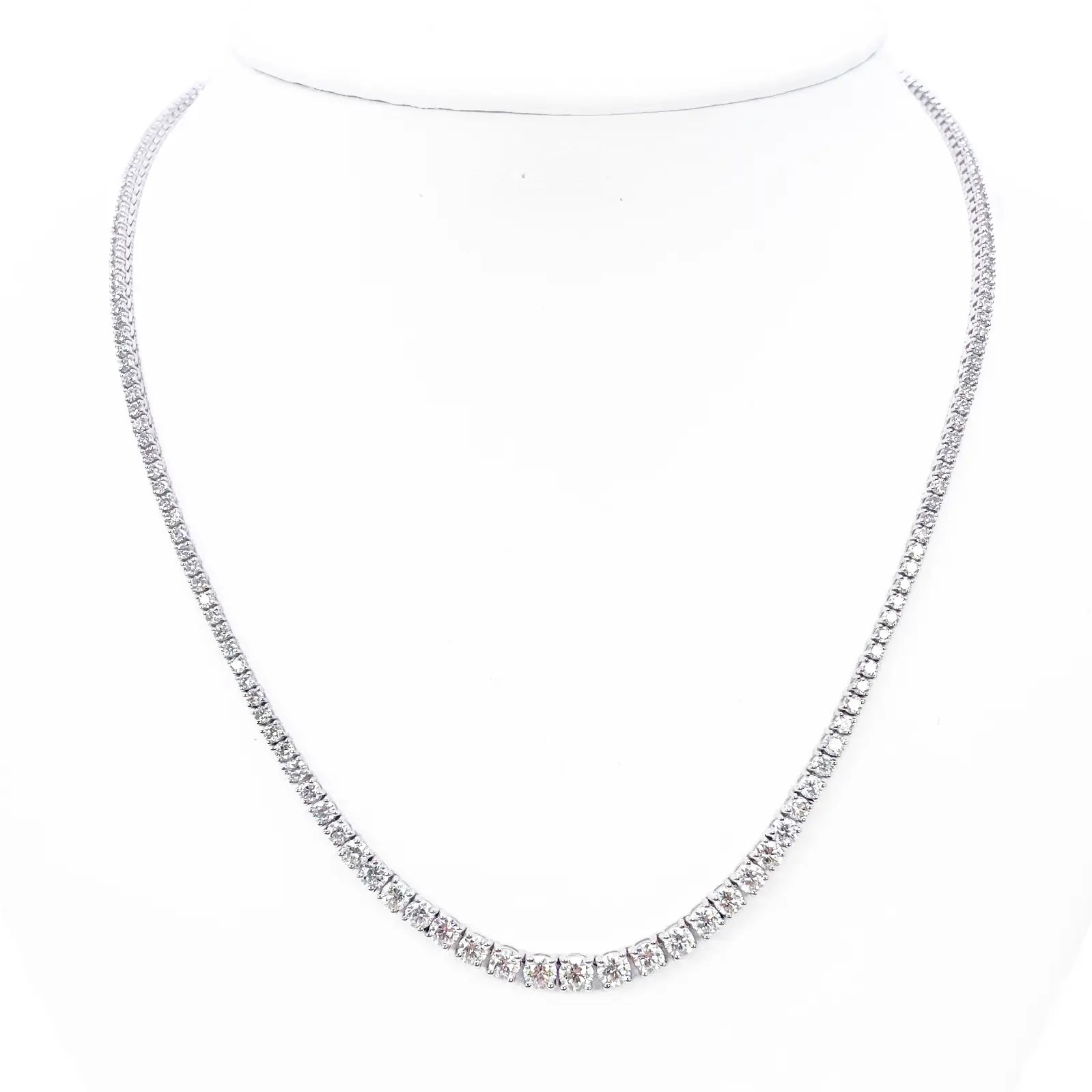 18ct White Gold Graduated Natural Diamond 8.16ct Tennis Necklace 17 Inches 