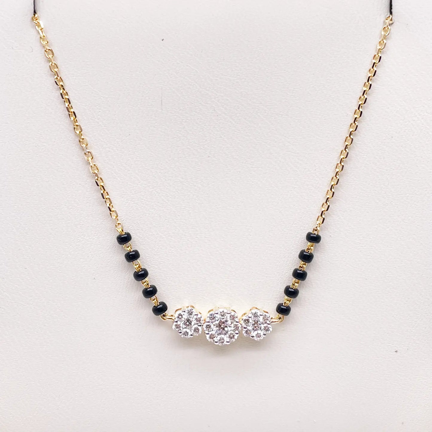 18ct Yellow Gold Natural Diamond 0.57ct Floral Pendant Mangalsutra Necklace Hallmarked  Mangalsutra Chains