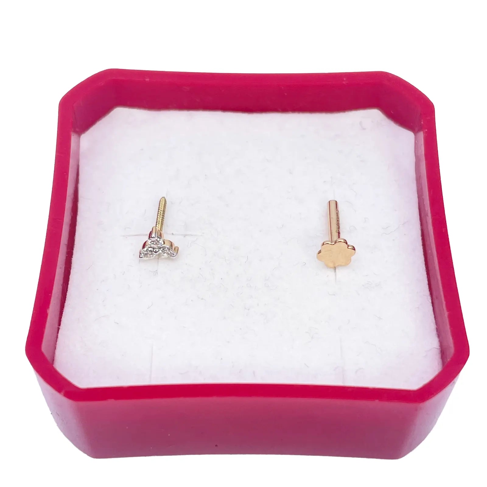 18ct Yellow Gold Natural Round Diamond Three Stone Nose Stud 0.05ct 