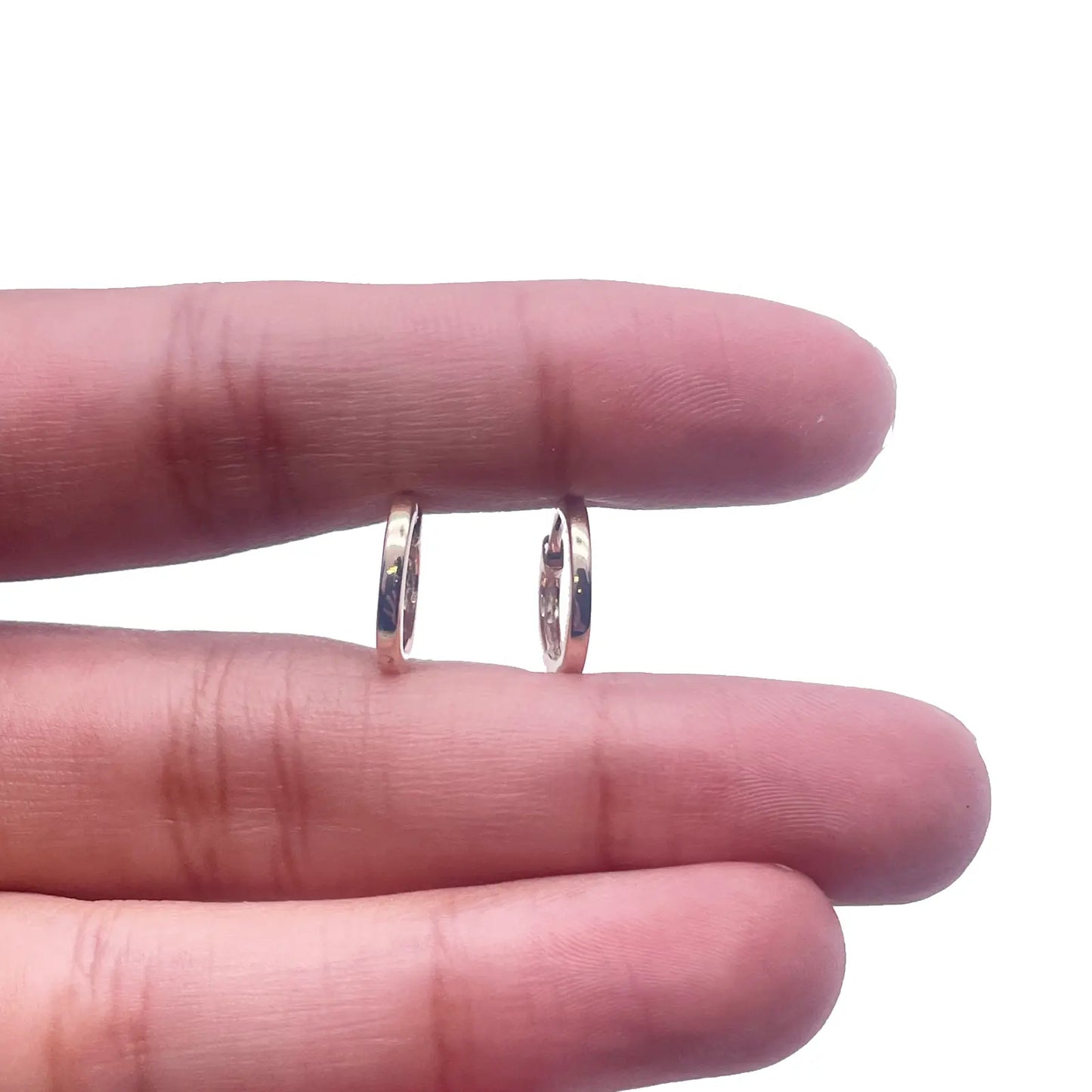 18ct Yellow Gold Pair Of Hoop Huggie Earrings 10mm Diameter  Gold earring