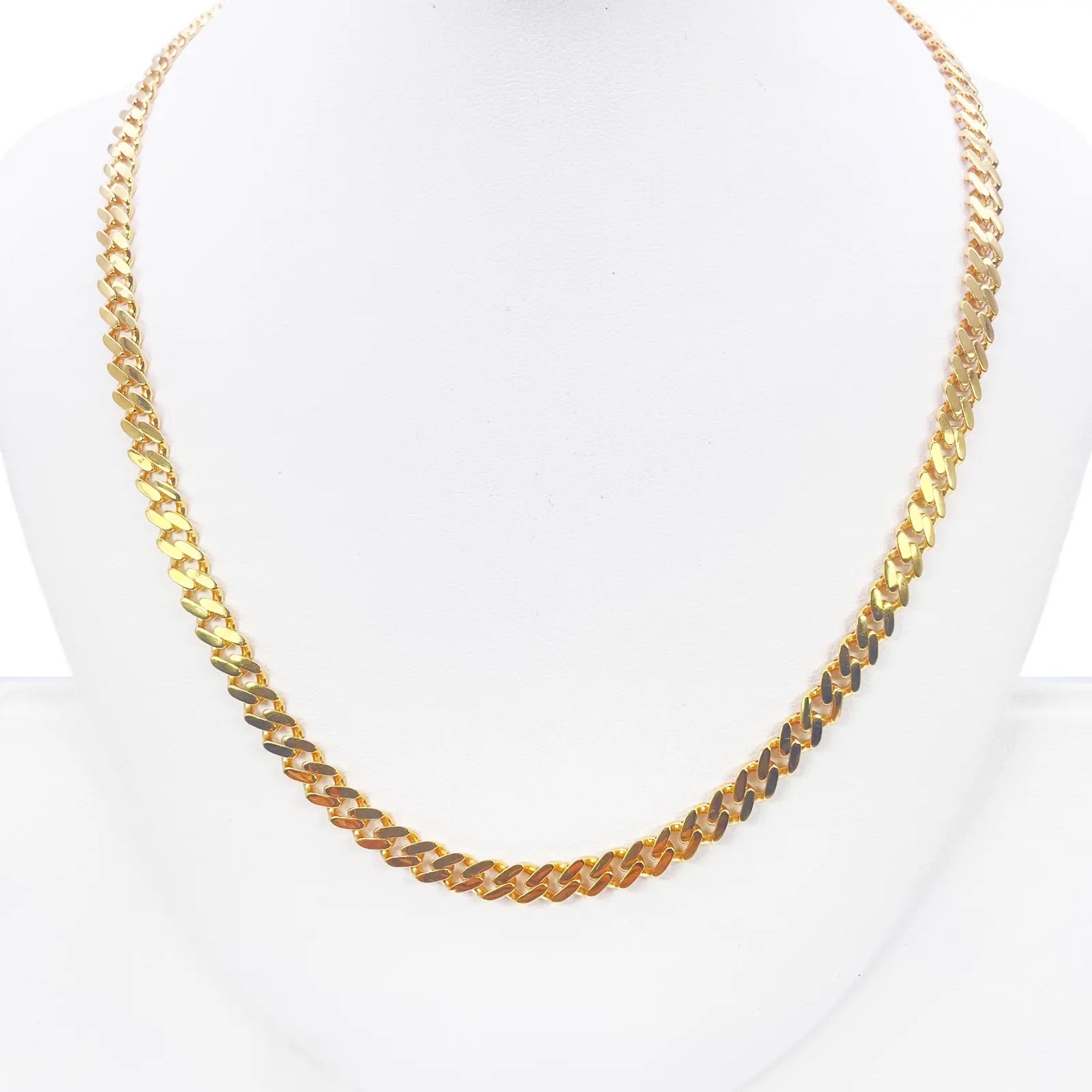 22ct Gold Cuban Link Curb Lightweight Chain Necklace 24 Inches 8.4mm Width 
