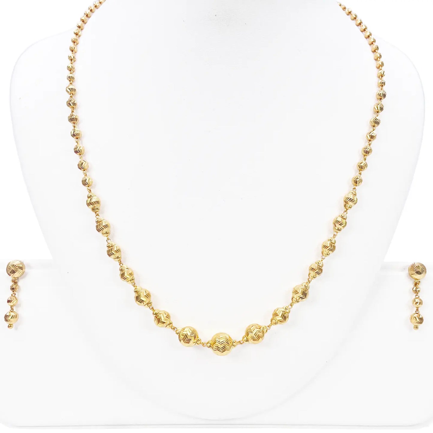 22ct Yellow Gold Diamond Cut Graduated Beaded Slip-On Necklace & Drop Earrings 
