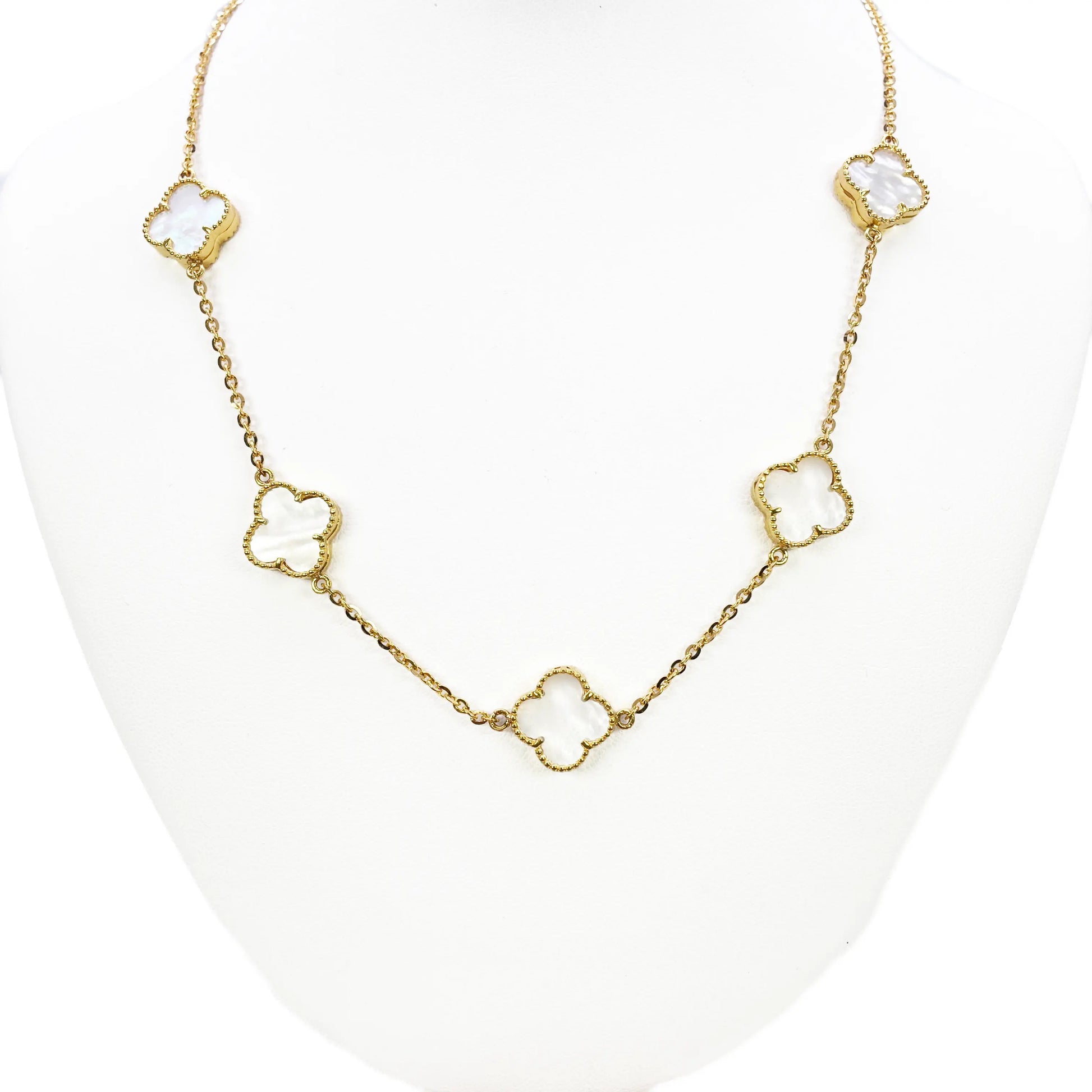 22ct Yellow Gold Mother Of Pearl Clover Necklace 18 Inches  Diamond Bracelets