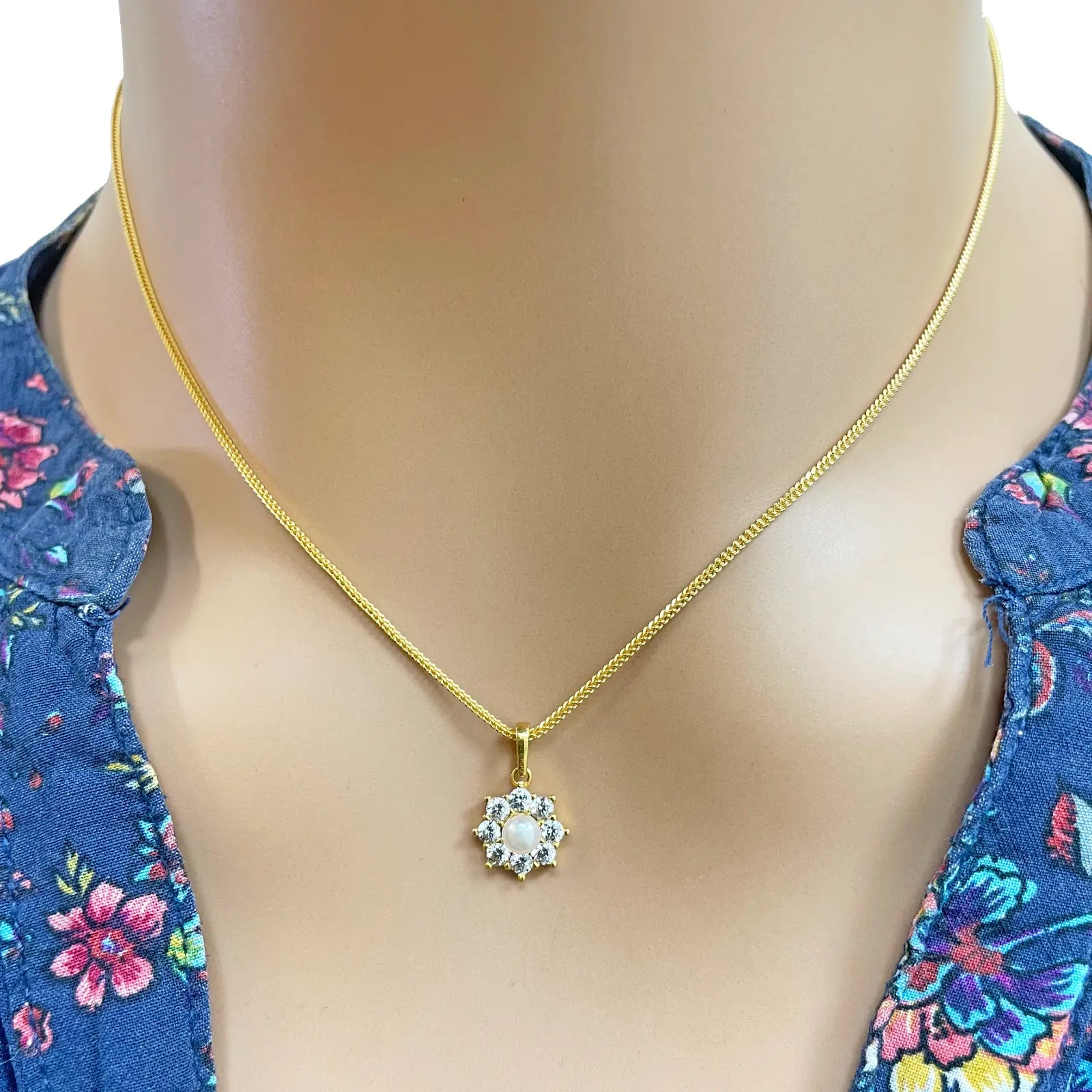 22ct Yellow Gold Round Freshwater Pearl Halo Pendant and Round Earrings Set 