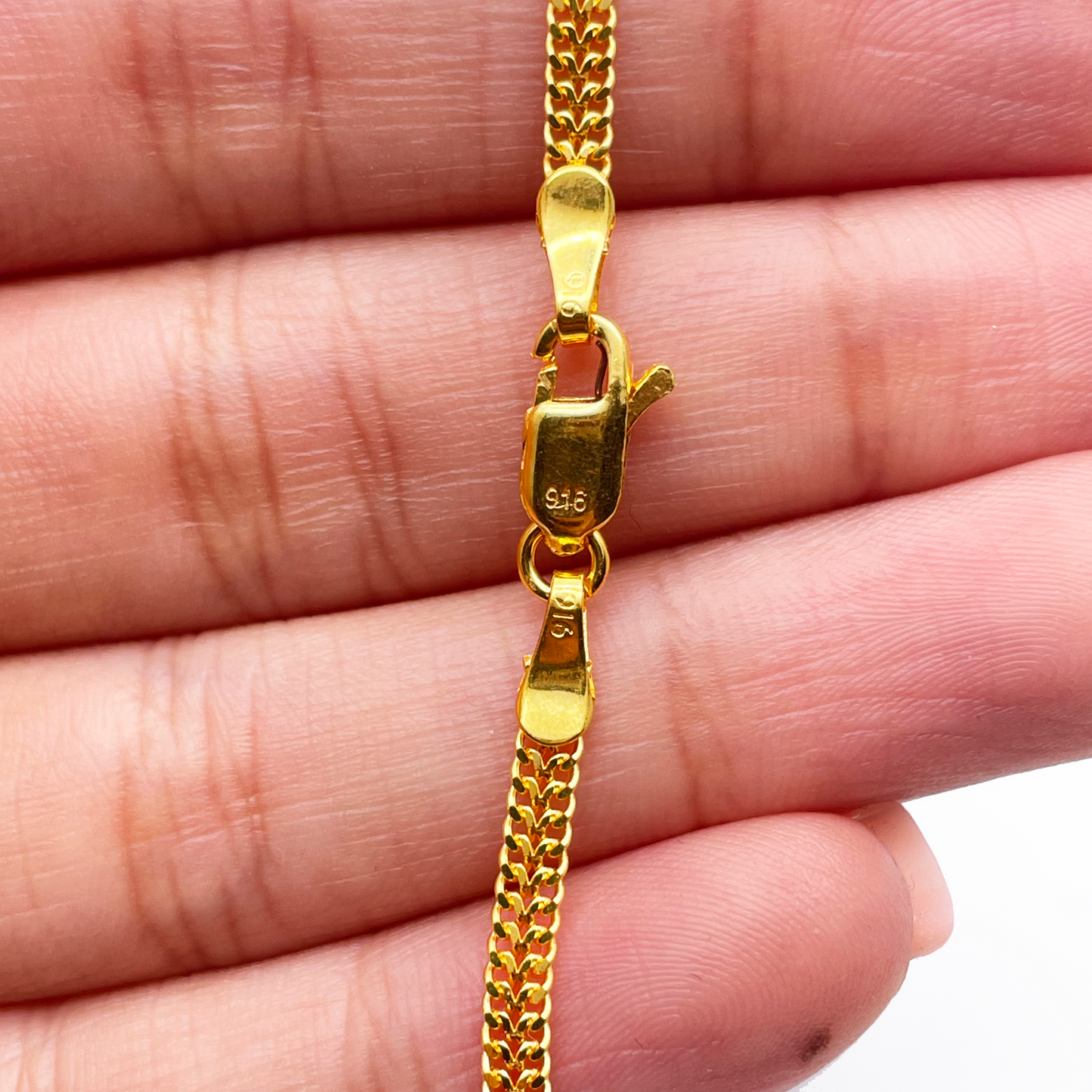 22ct Yellow Gold Kids' Engravable Bar Curb Chain Bracelet - 5 Inch