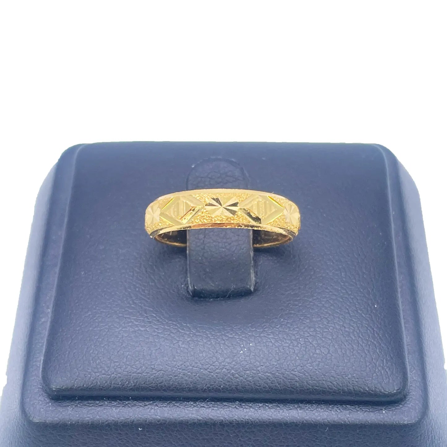 22ct Yellow Gold Textured & High Polished Edge Diamond Cut Stackable Band 4.6mm 