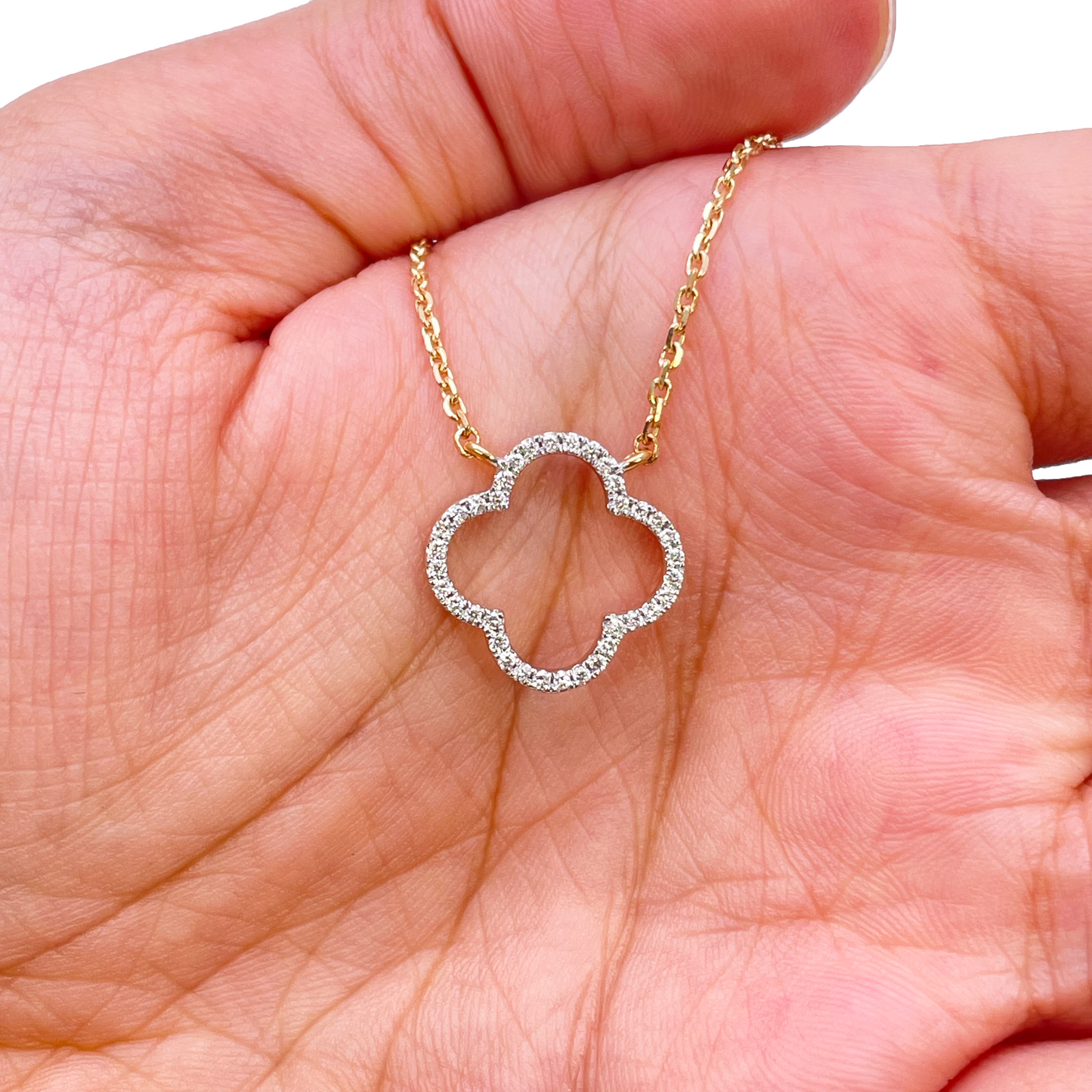 14ct Yellow Gold Elegant Open Flower Diamond Necklace 0.15ct 18 inches