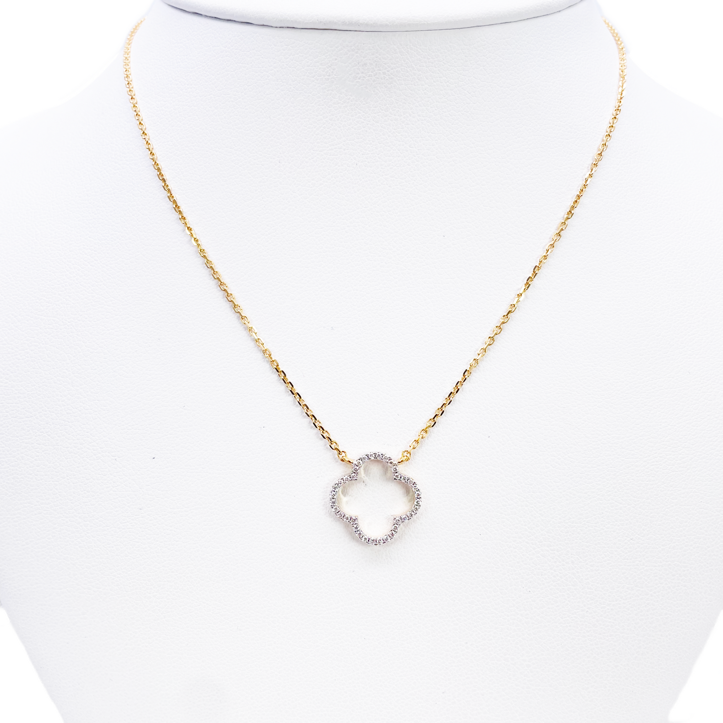 14ct Yellow Gold Elegant Open Flower Diamond Necklace 0.15ct 18 inches