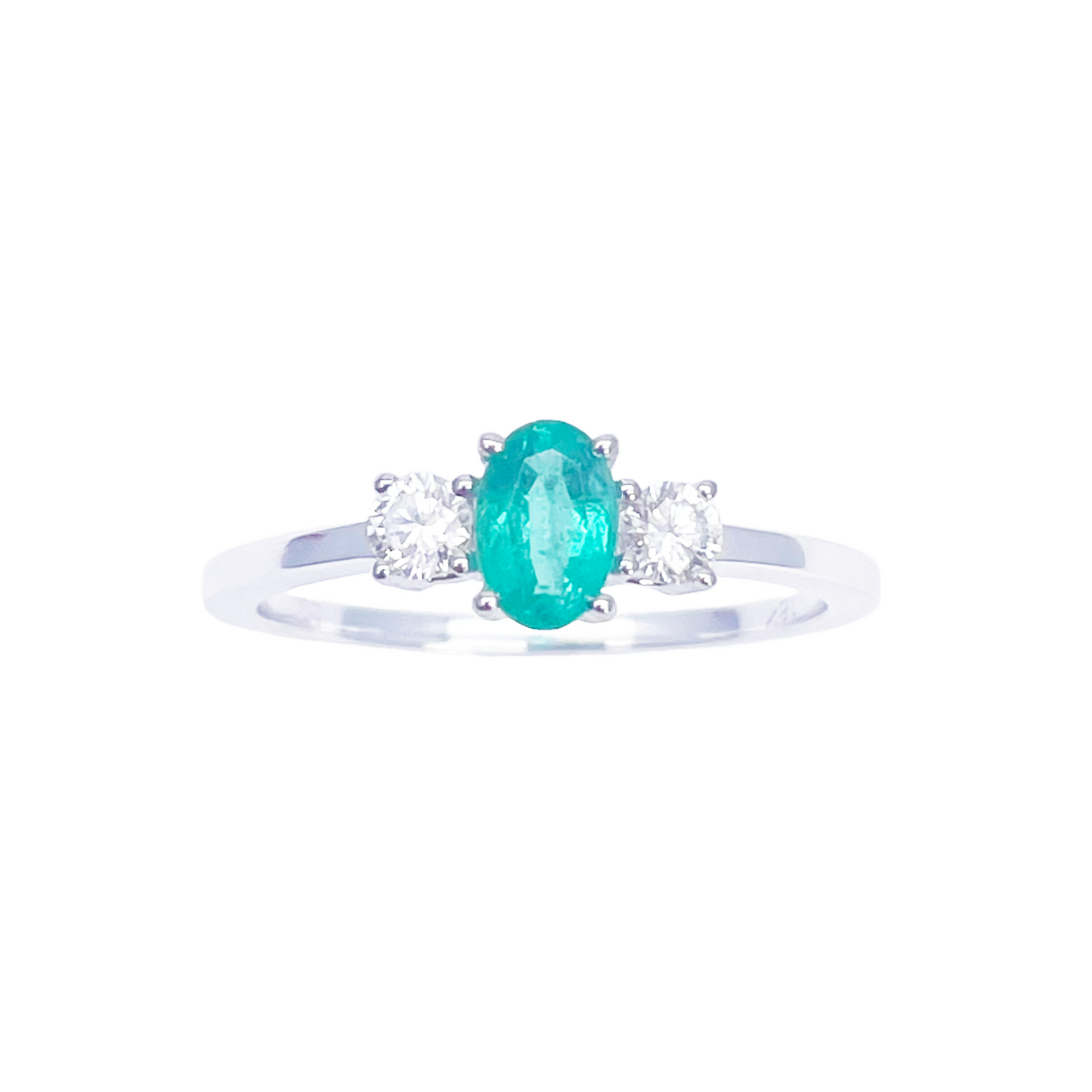 18ct Gold Emerald Diamond Ring Natural Round & Oval Cut Three-Stone 0.60ct