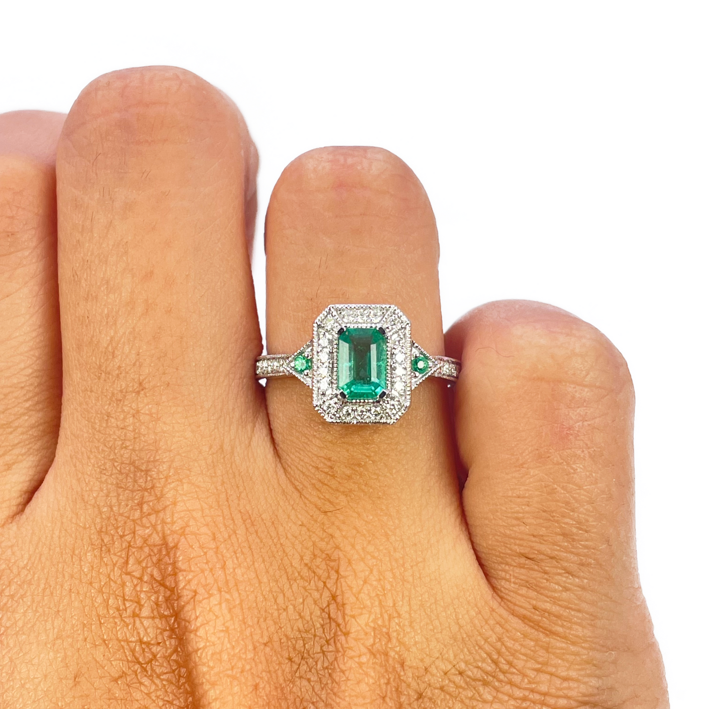 18ct Gold Natural Emerald Diamond Ring Round & Emerald Cut 0.80ct