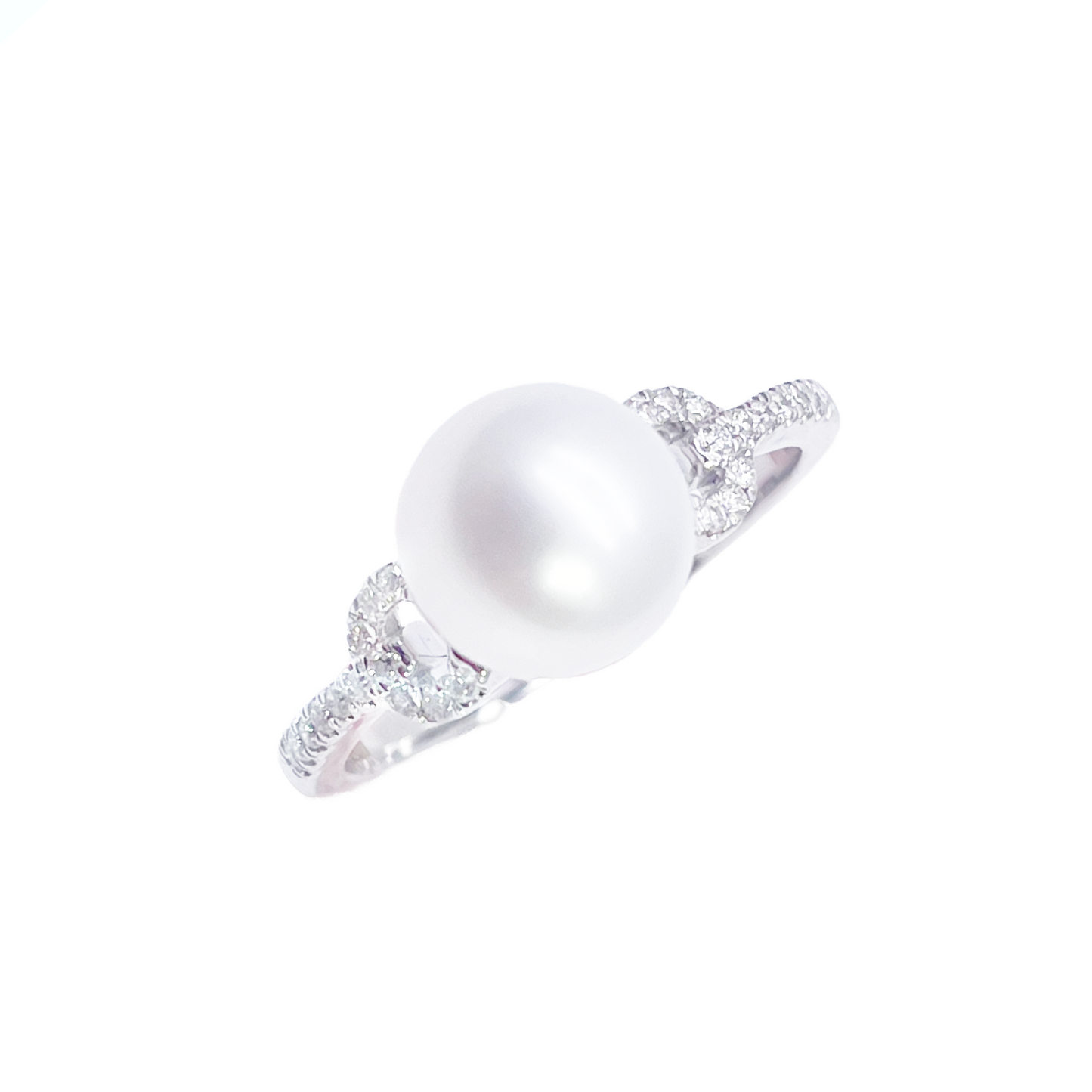 18ct Gold Freshwater Pearl Diamond Ring Natural Round 0.10ct