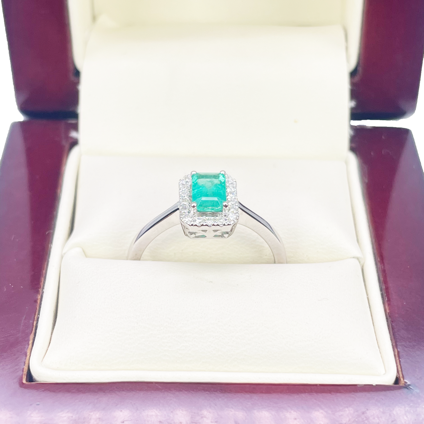 18ct Gold Natural Emerald Diamond Halo Ring Round & Emerald Cut 0.70ct
