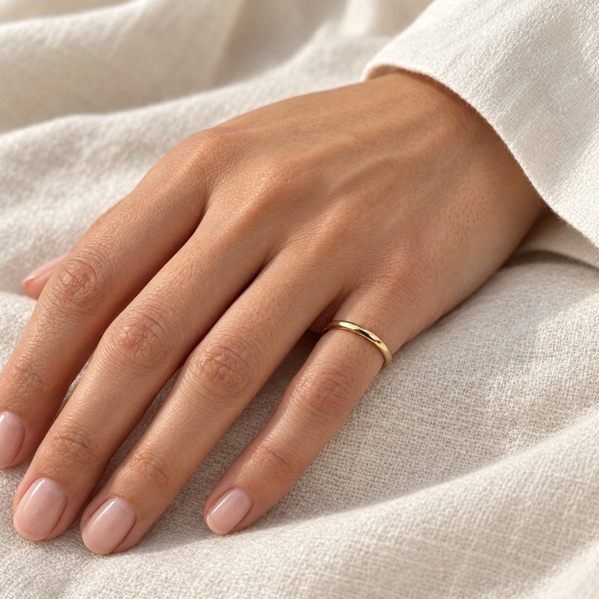 18ct Gold Plain High Polished Wire Band Pinky Ring Little Finger Stackable