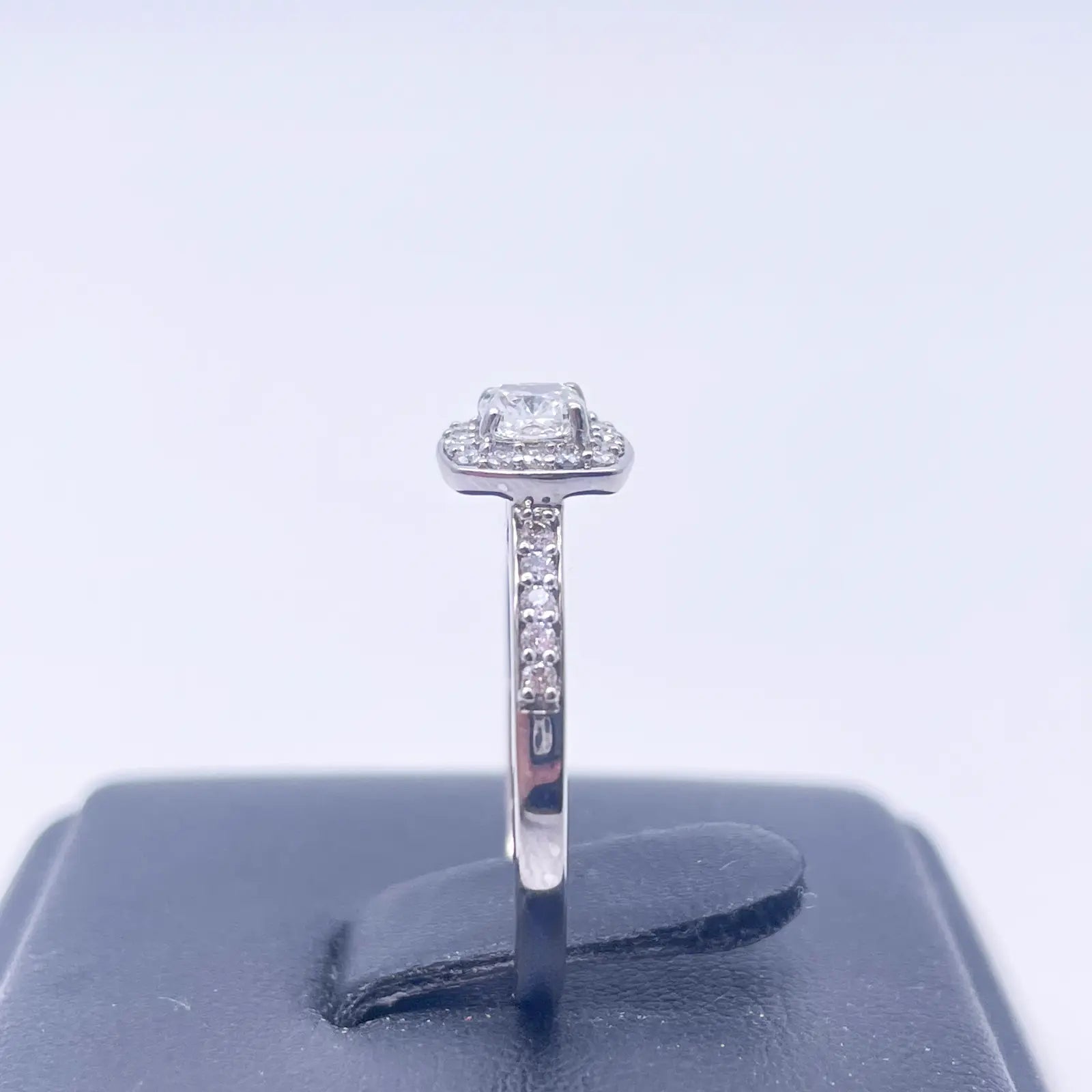 18ct White Gold 4-Claw Cushion Natural Diamond Halo Engagement Ring 0.60ct GIA  Diamond Ring