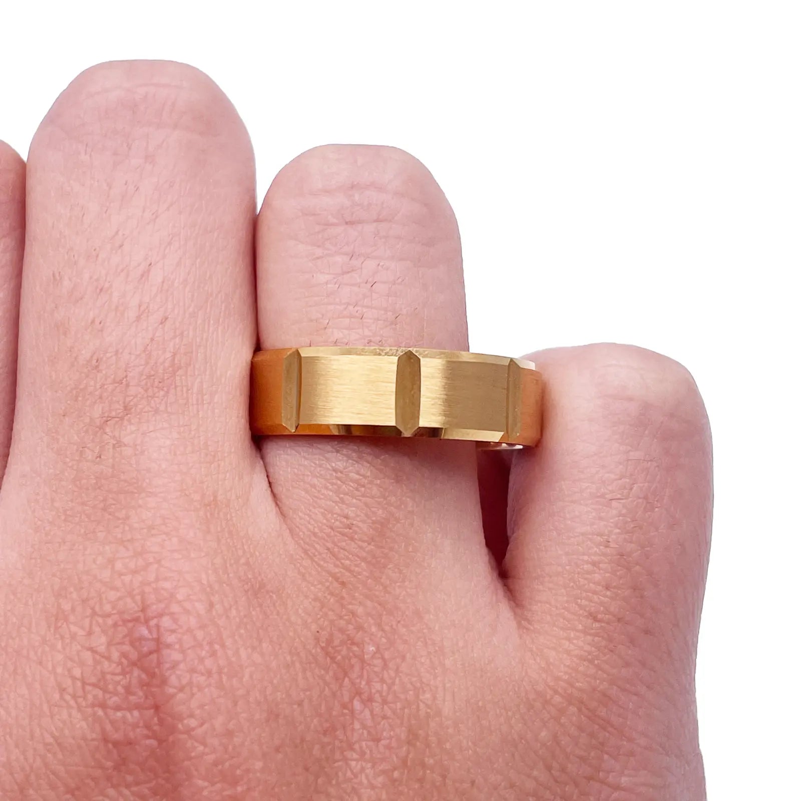 18ct Yellow Mens Wedding 6mm Band Fancy Square Matt Finish Bevelled Groove Edges 