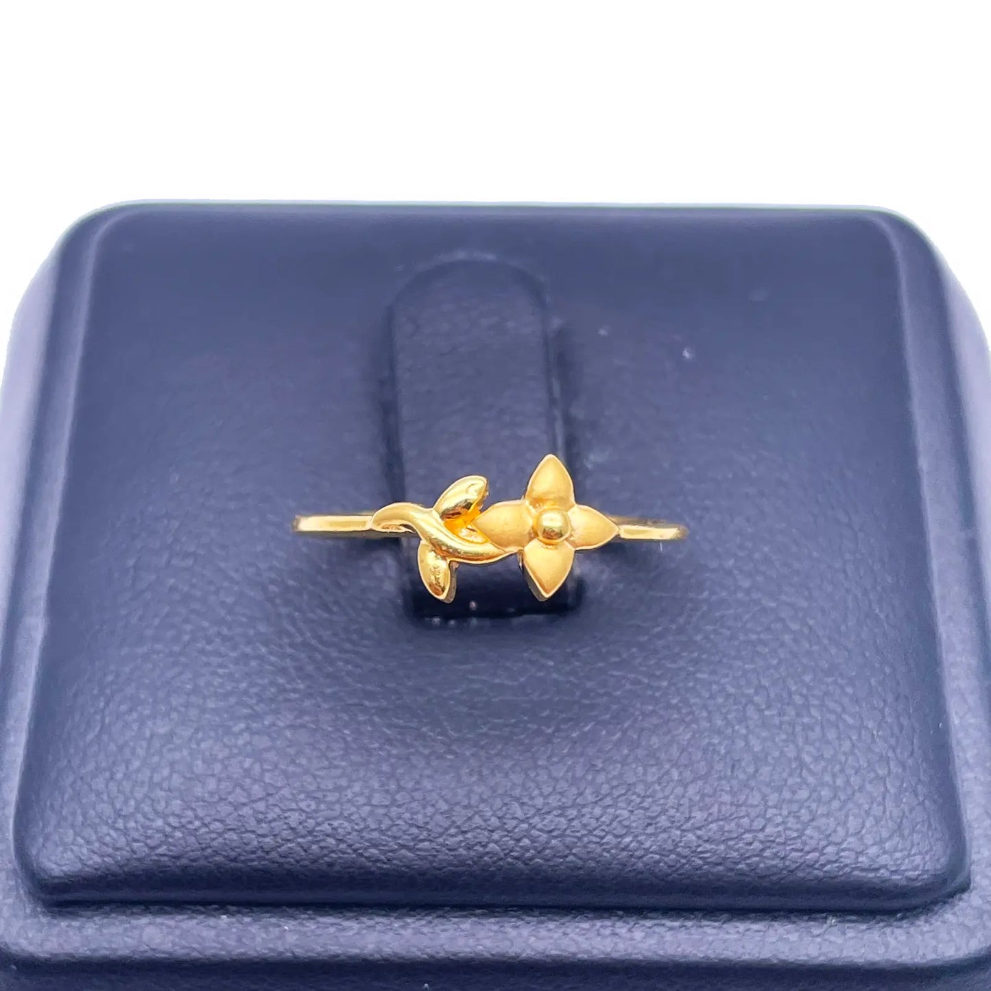 22ct Yellow Gold Polished & Matt Double Flower Minimalist Ring 