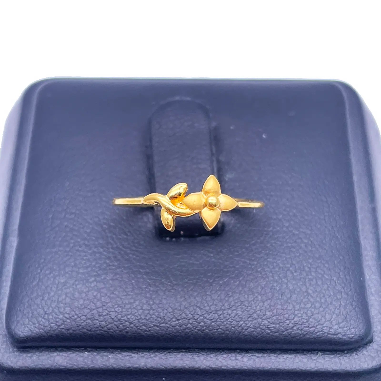 22ct Yellow Gold Polished & Matt Double Flower Minimalist Ring 